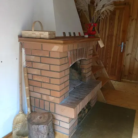 Letniskowy 山林小屋 *